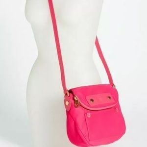 MARC JACOBS Classy&Trendy Hot Pink Nylon Crossbody